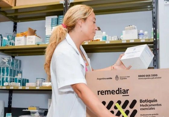 Golpe a la salud pública: ¿cómo impacta la baja del Programa Remediar que dispuso el gobierno?