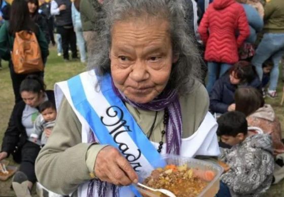 El milagro que no fue: salarios hundidos, empleos destruidos y la deuda que ahoga a las familias