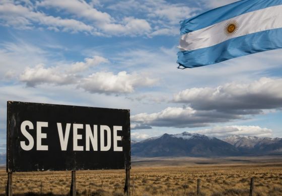 El exabrupto colonial de extranjerizar nuestra tierra 